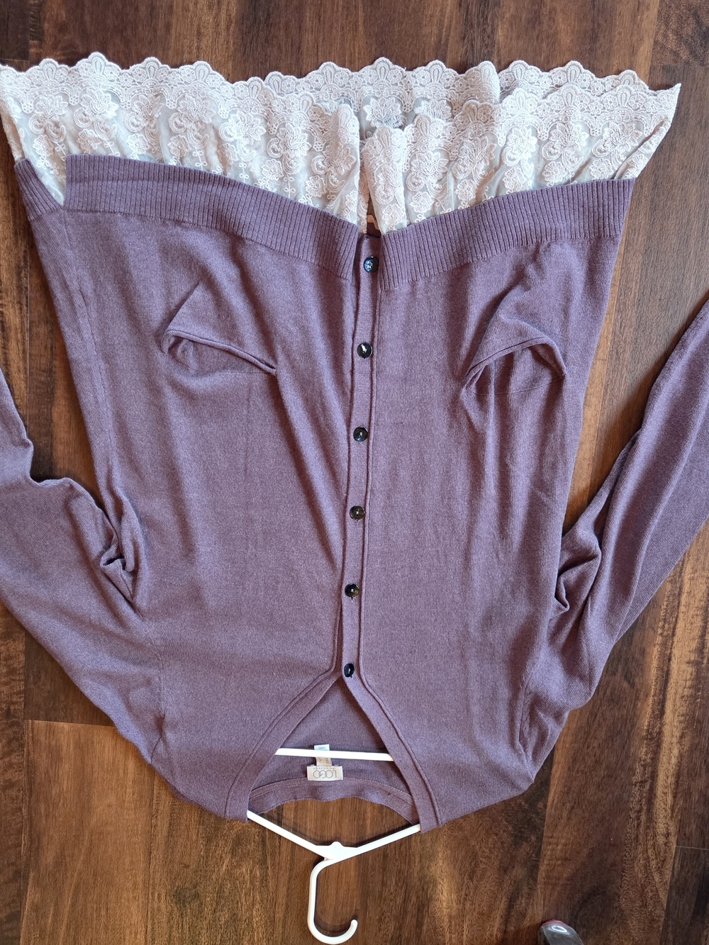 Womens size large boutique blouse with lace trim in soft plum LOGO brand